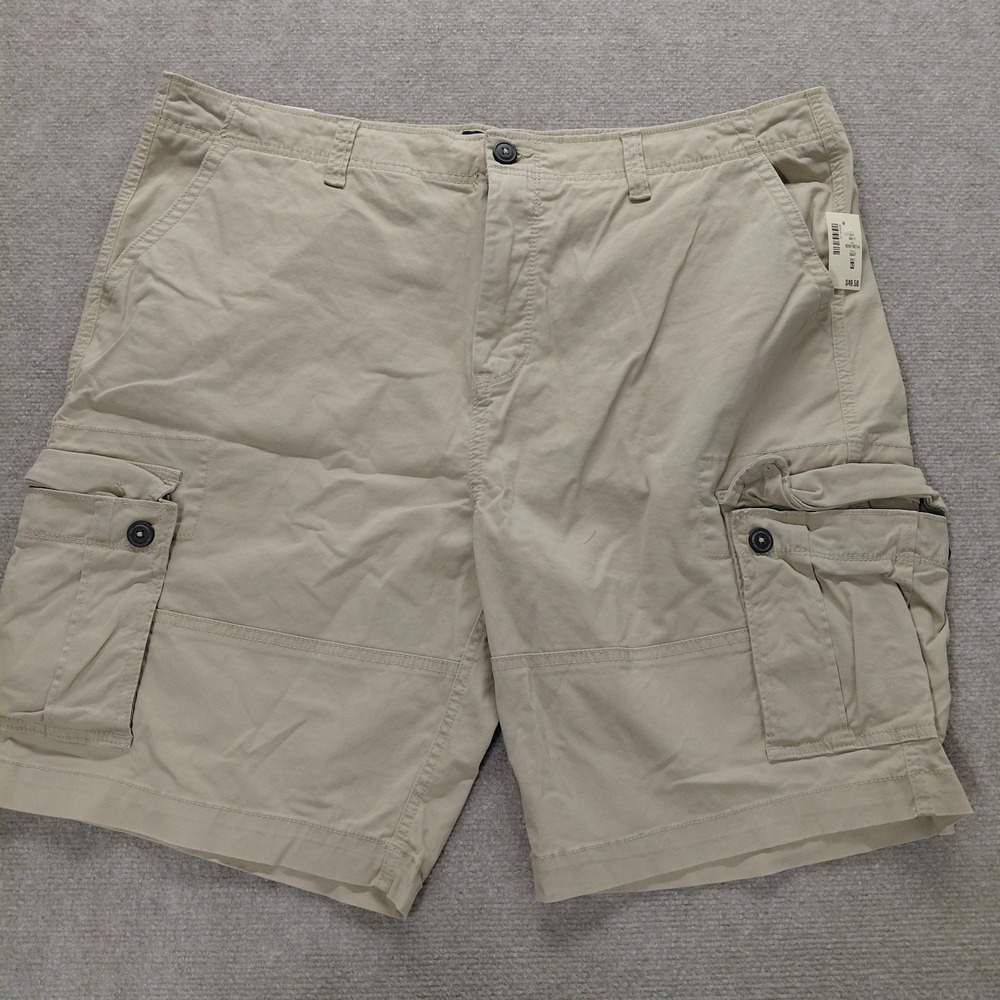 Aeropostale AERO Light Tan Cargo Shorts Big Pockets Men's Size 42 (Fits 44) NEW